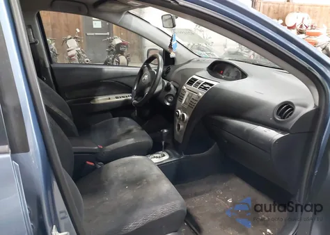 2008 Toyota Yaris z USA, uszkodzony, nr VIN JTDBT923084013587